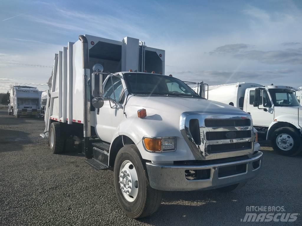 Ford F750 Απορριμματοφόρα