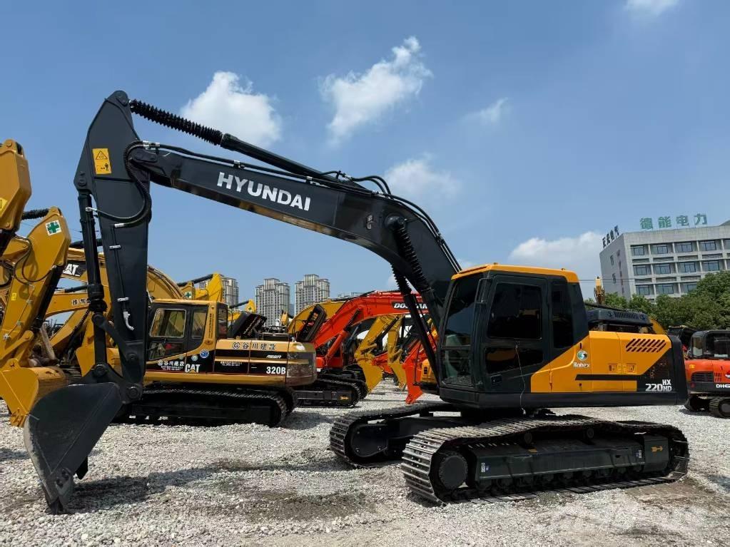 Hyundai 220HD Εκσκαφείς με ερπύστριες