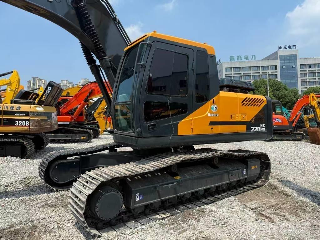 Hyundai 220HD Εκσκαφείς με ερπύστριες