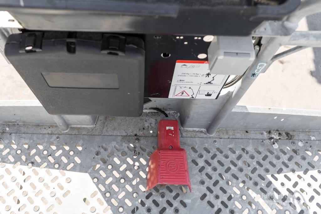 Manitou 200 ATJ Ανυψωτήρες με αρθρωτό βραχίονα