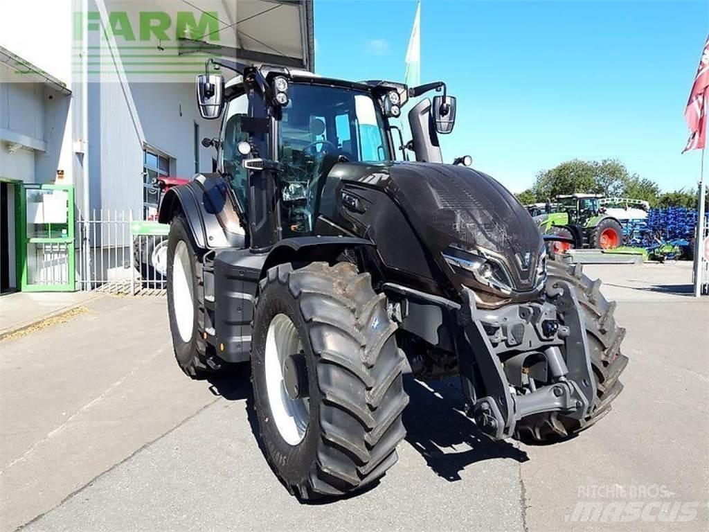 Valtra q265 Τρακτέρ