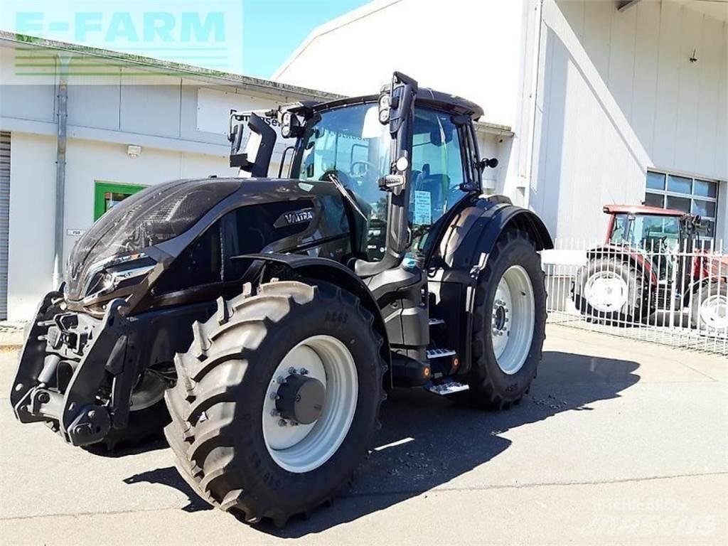 Valtra q265 Τρακτέρ
