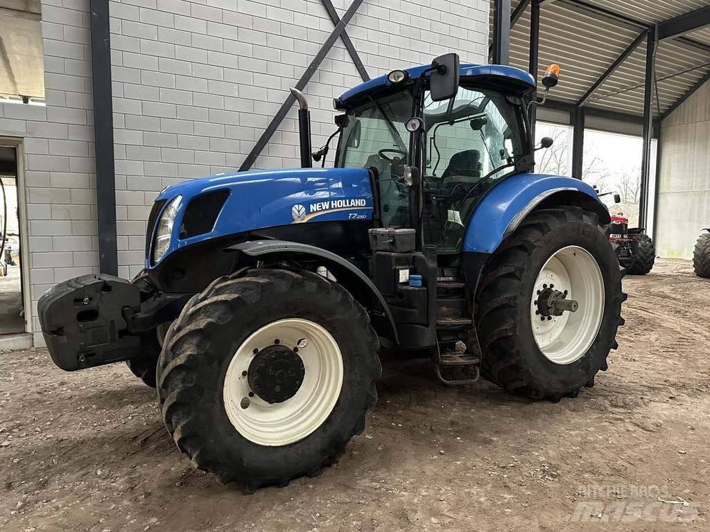 New Holland T7.250 Τρακτέρ