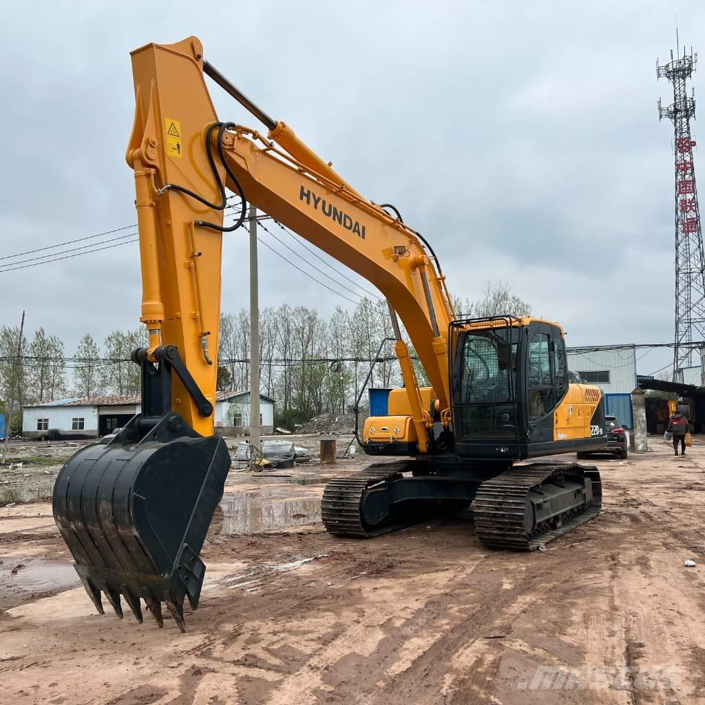 Hyundai R220LC-9 Εκσκαφείς με ερπύστριες