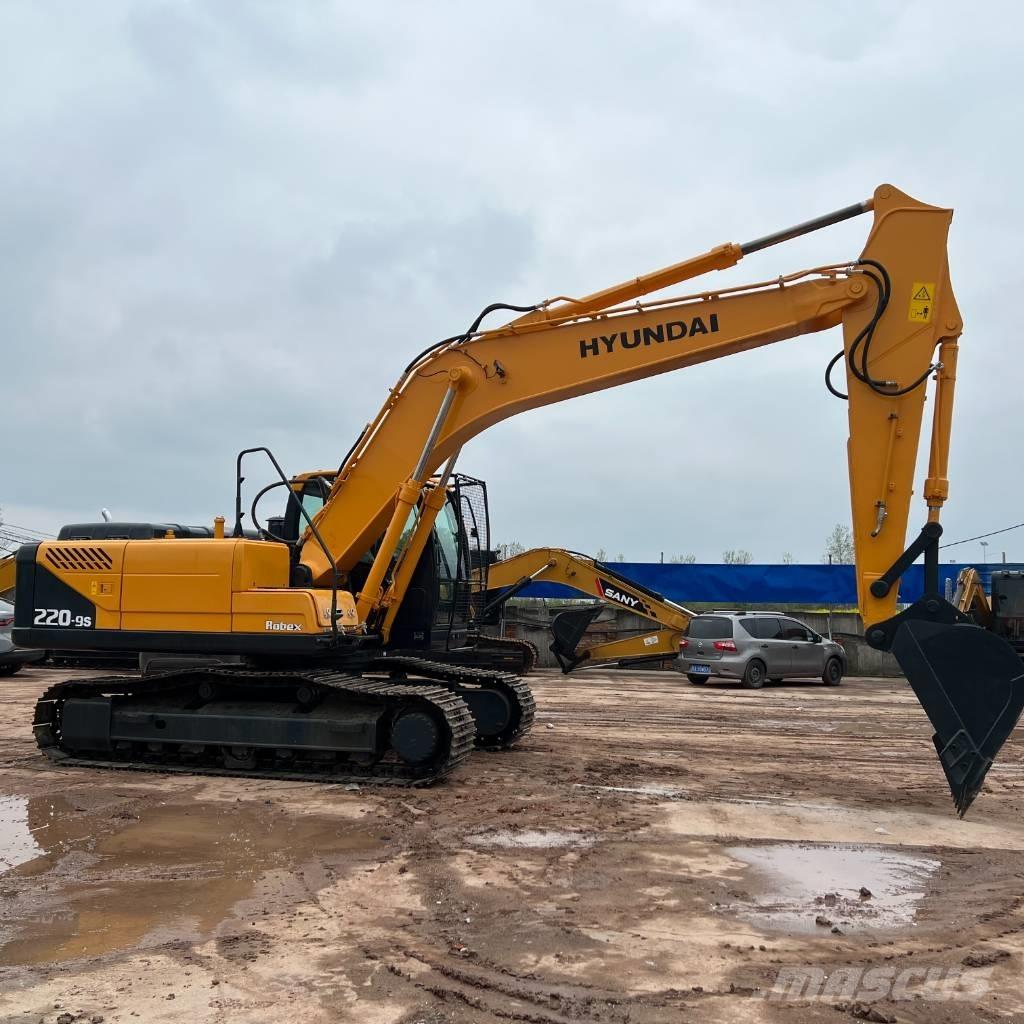 Hyundai R220LC-9 Εκσκαφείς με ερπύστριες