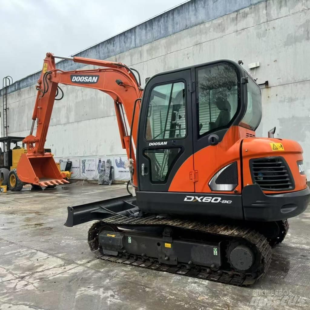 Doosan DX 60-9 C Εκσκαφάκι (διαβολάκι) < 7t