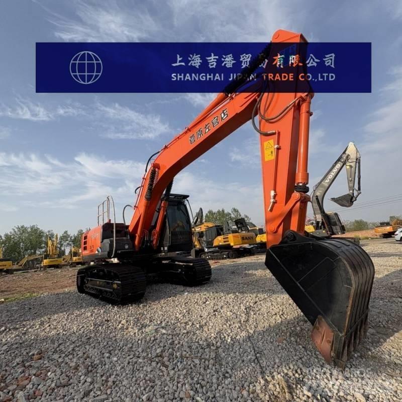 Hitachi ZX 200 Εκσκαφείς με ερπύστριες