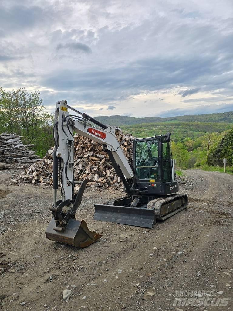 Bobcat E60 Εκσκαφάκι (διαβολάκι) < 7t