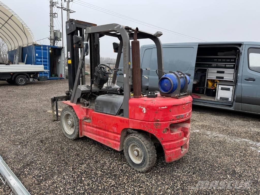 Manitou CG 30 P Περονοφόρα ανυψωτικά κλαρκ με φυσικό αέριο LPG