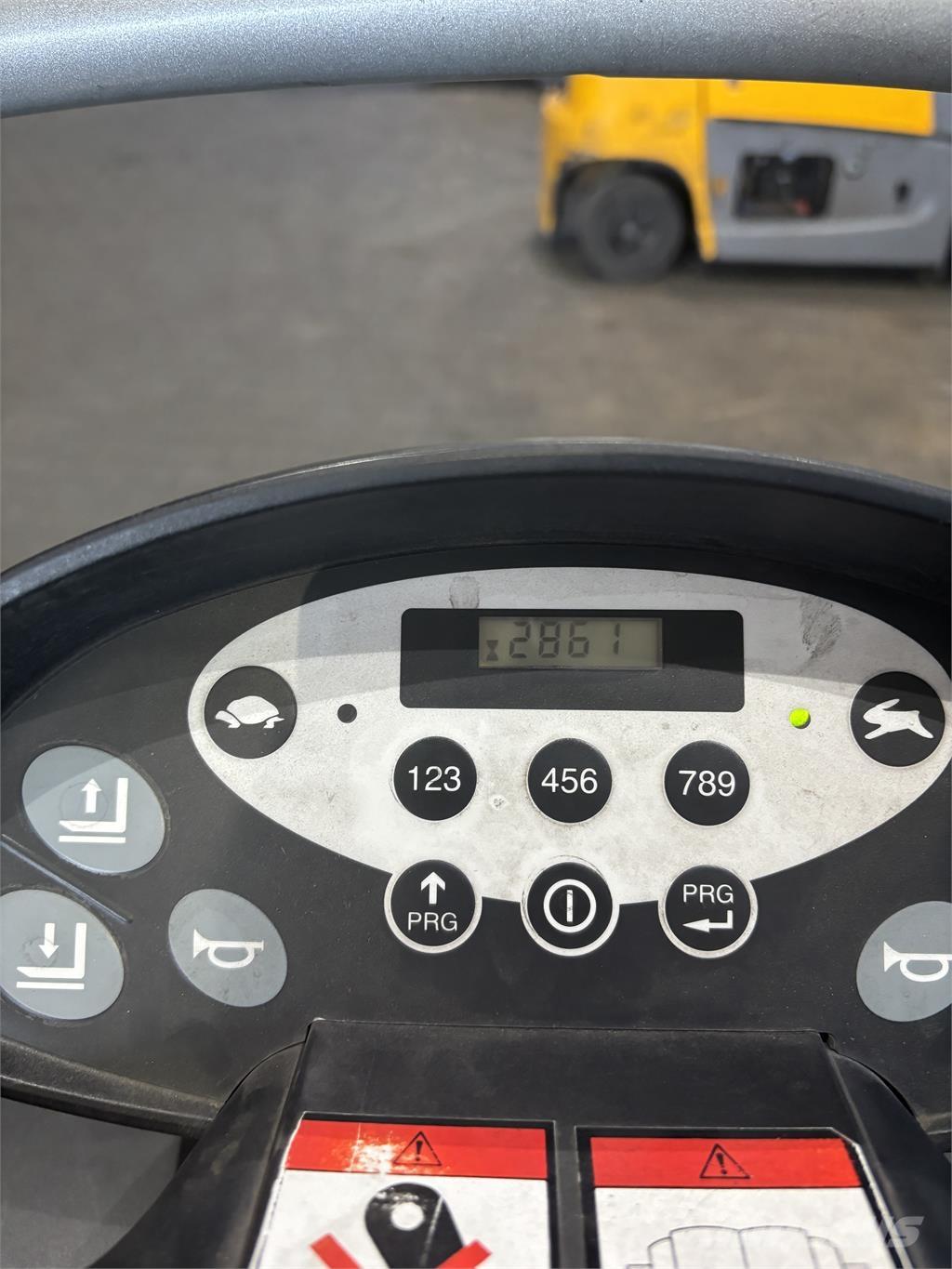 Still EXU-S22 Παλετοφόρα πεζού χειριστή με ιστό