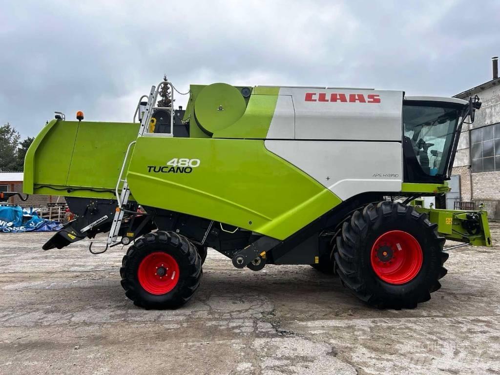 CLAAS Tucano 480 Θεριζοαλωνιστικές μηχανές