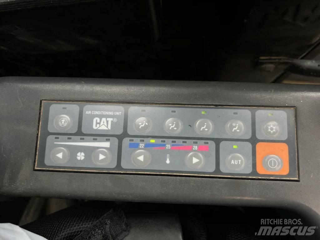 CAT 321D LCR Εκσκαφείς με ερπύστριες