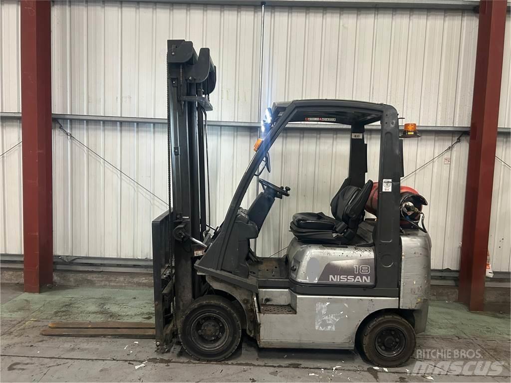 Nissan P1D1A18LQ Περονοφόρα ανυψωτικά κλαρκ με φυσικό αέριο LPG