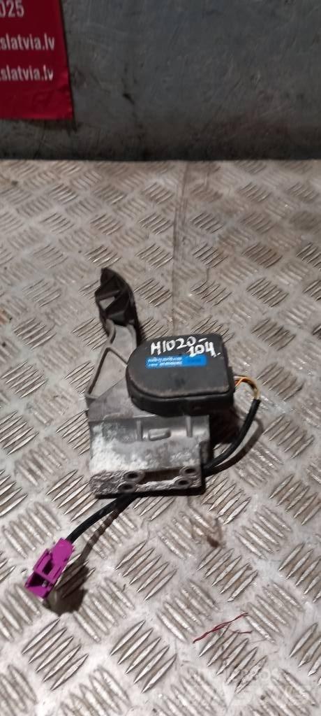 MAN TGA   81259706100 Καμπίνες και εσωτερικό