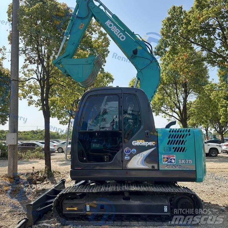 Kobelco SK75 Εκσκαφείς με ερπύστριες