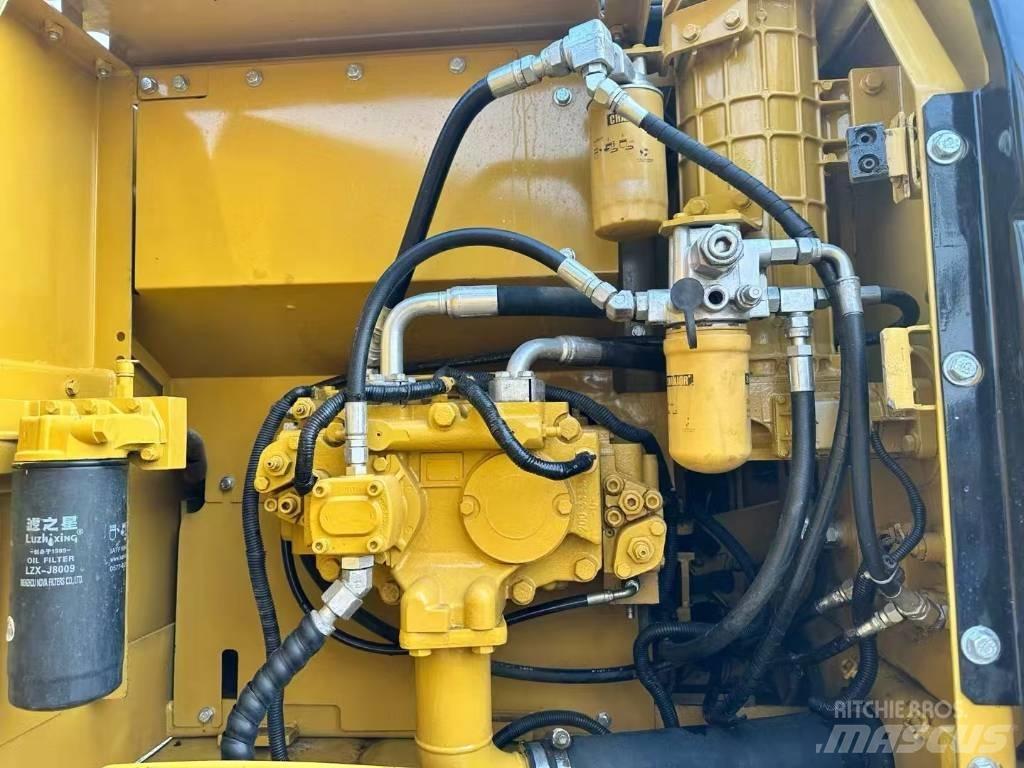 CAT 320 D Εκσκαφείς με ερπύστριες