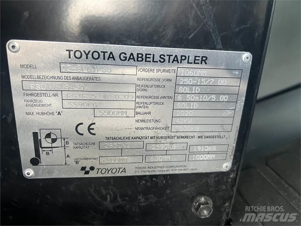 Toyota 8FGJF35 Περονοφόρα ανυψωτικά κλαρκ με φυσικό αέριο LPG