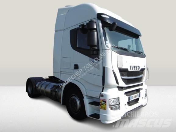 Iveco NP460 Τράκτορες