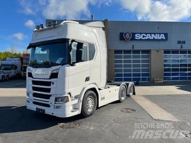 Scania R 590 Τράκτορες
