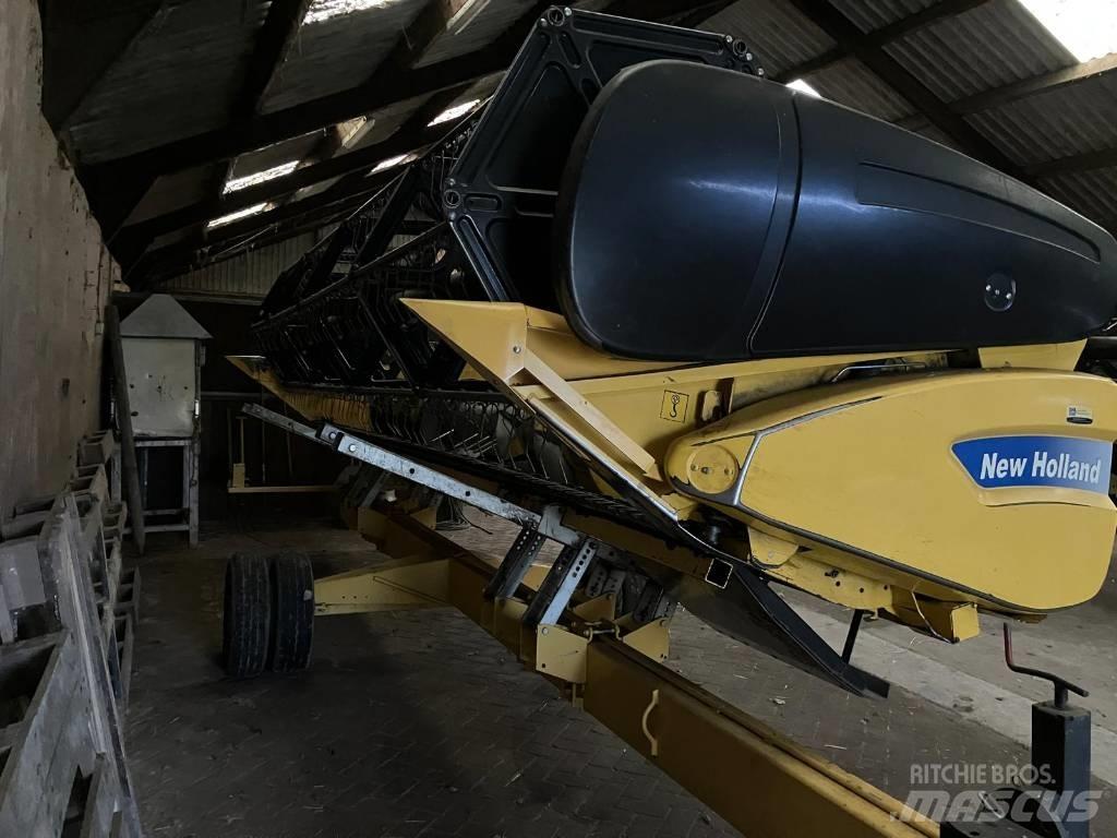 New Holland CS 6080 Θεριζοαλωνιστικές μηχανές
