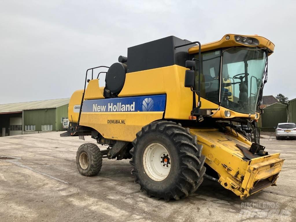 New Holland CS 6080 Θεριζοαλωνιστικές μηχανές