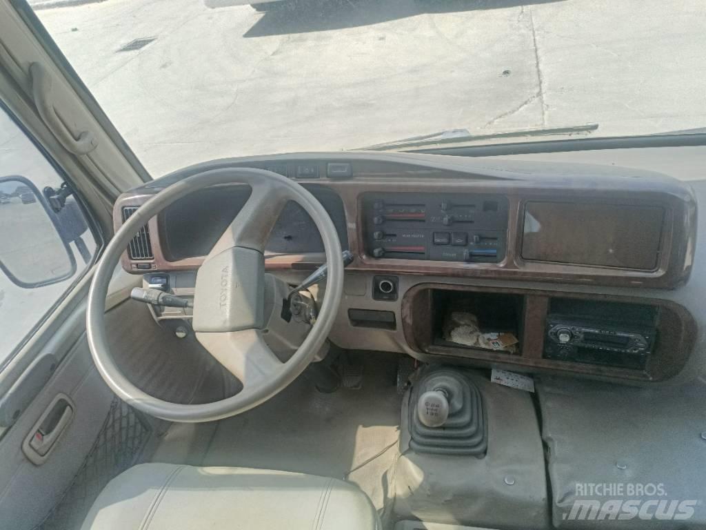 Toyota Coaster Bus Μίνι λεωφορεία