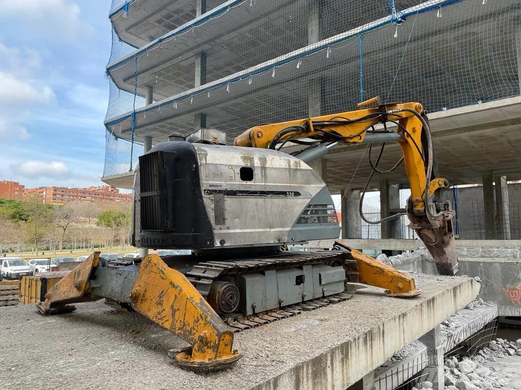 Brokk 330 Diesel Εκσκαφείς κατεδαφίσεων