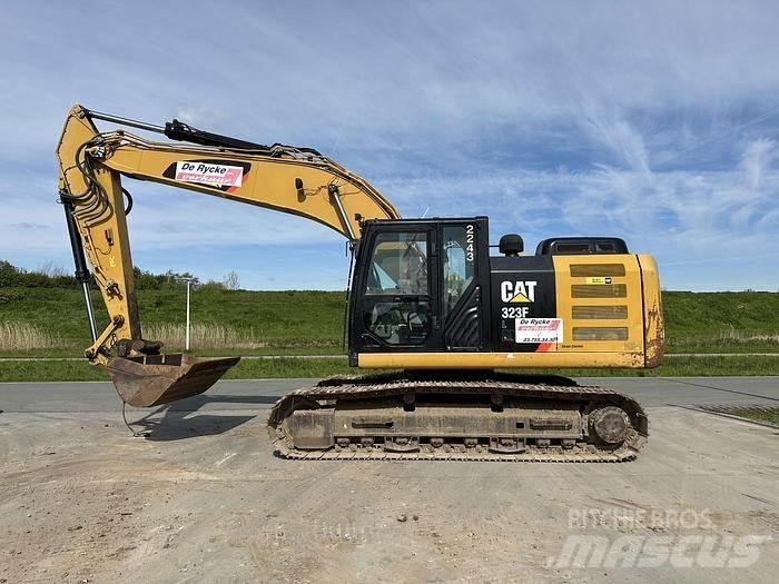 CAT 323FL Εκσκαφείς με ερπύστριες
