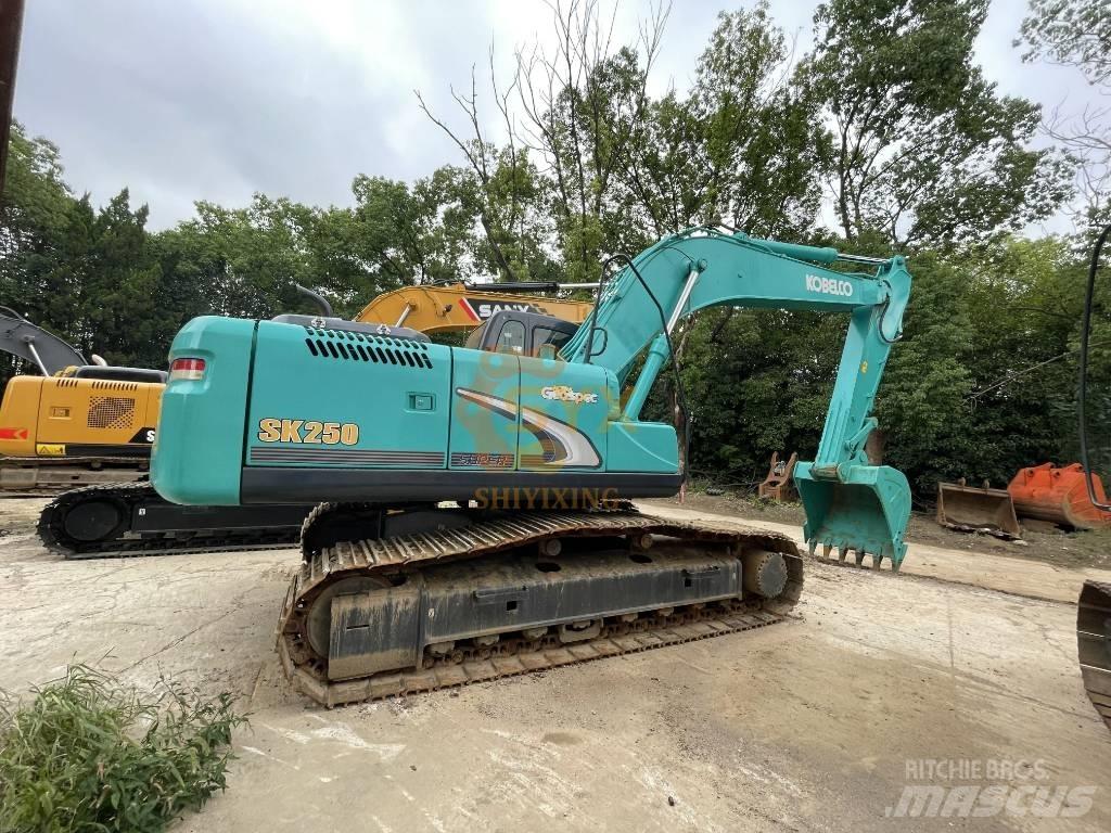Kobelco 250 Εκσκαφείς με ερπύστριες
