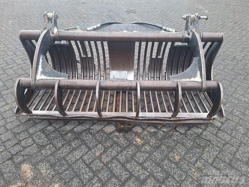 Volvo BM L 30 Ταΐστρες ζώων