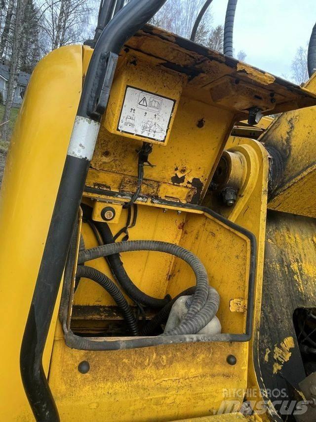 JCB JS 200 LC Εκσκαφείς με ερπύστριες
