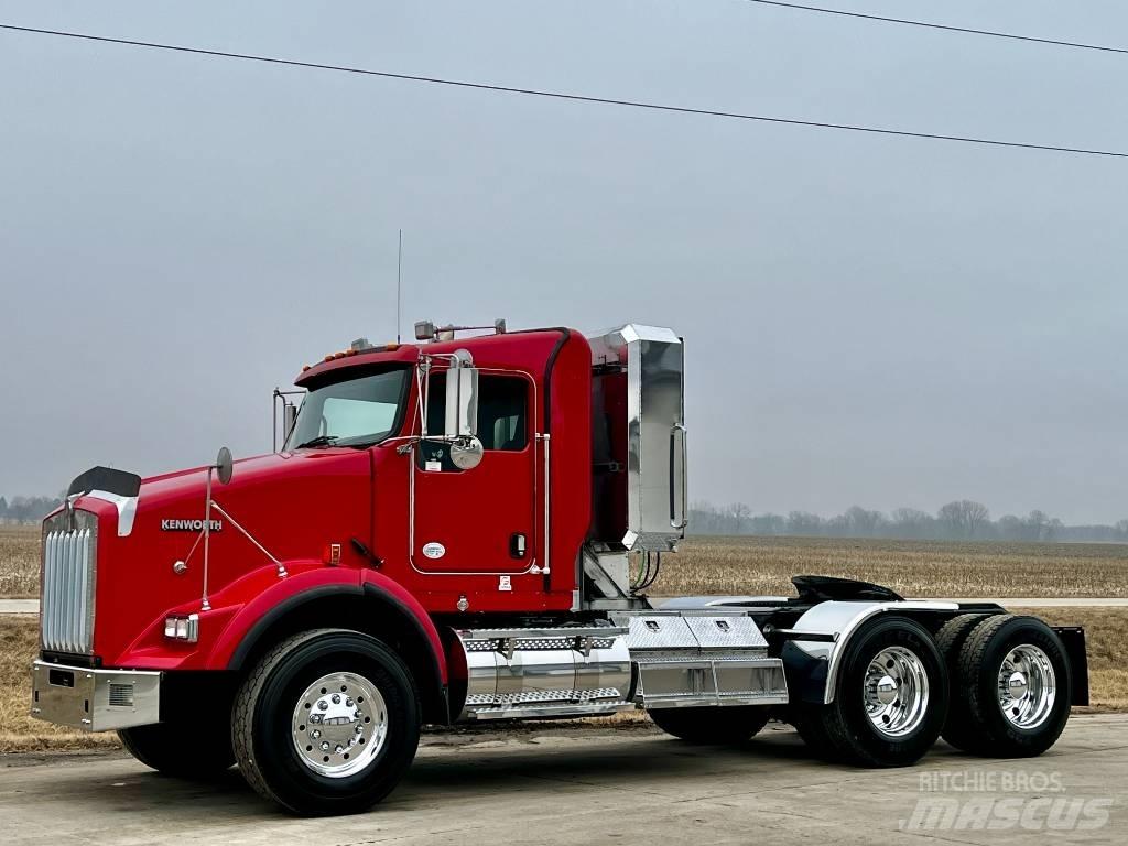 Kenworth T 800 Τράκτορες
