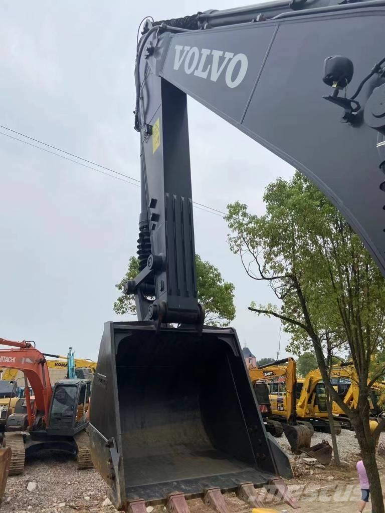 Volvo EC210D Εκσκαφείς με ερπύστριες