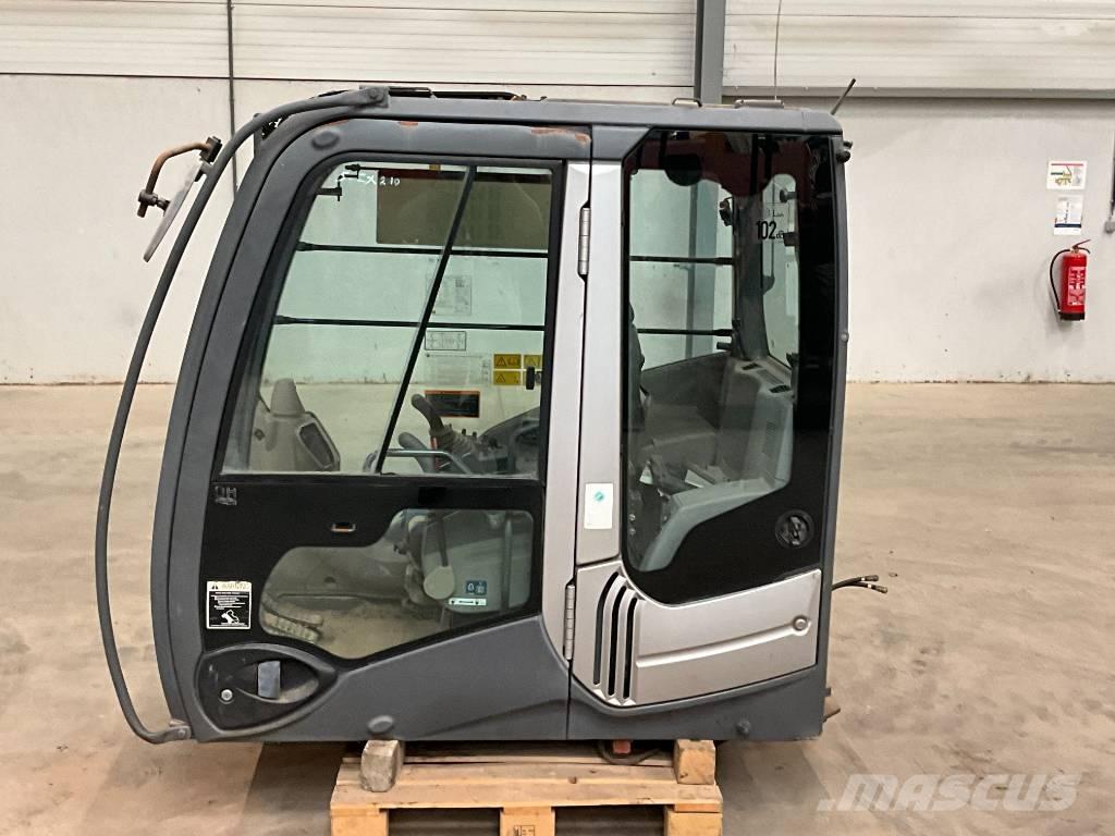 Hitachi ZX 210-3 Καμπίνες και εσωτερικό