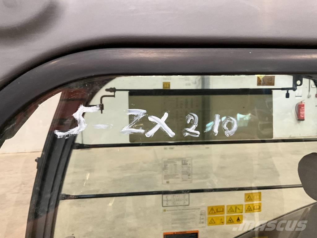 Hitachi ZX 210-3 Καμπίνες και εσωτερικό