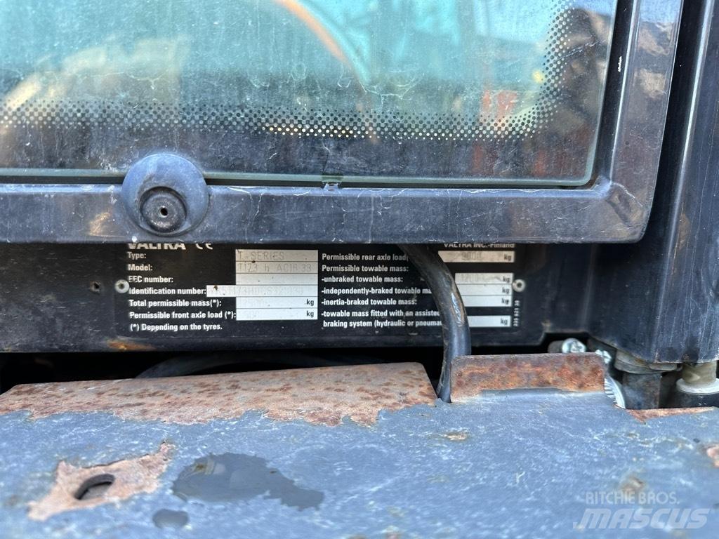 Valtra T 173 Τρακτέρ