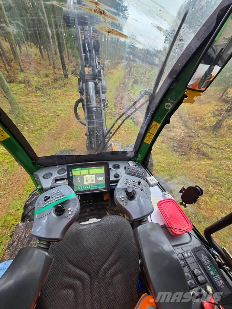 John Deere 1170 E Θεριζοαλωνιστικές μηχανές