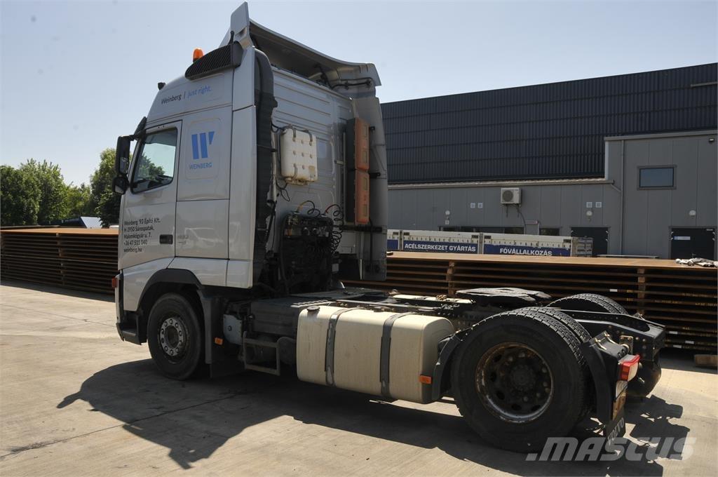 Volvo FH 42 T Τράκτορες