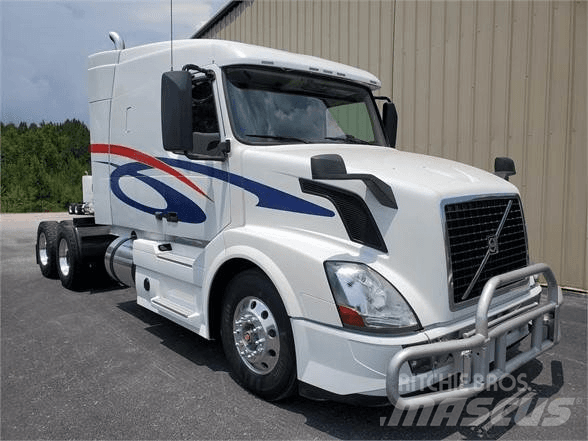 Volvo VNL64T630 Τράκτορες