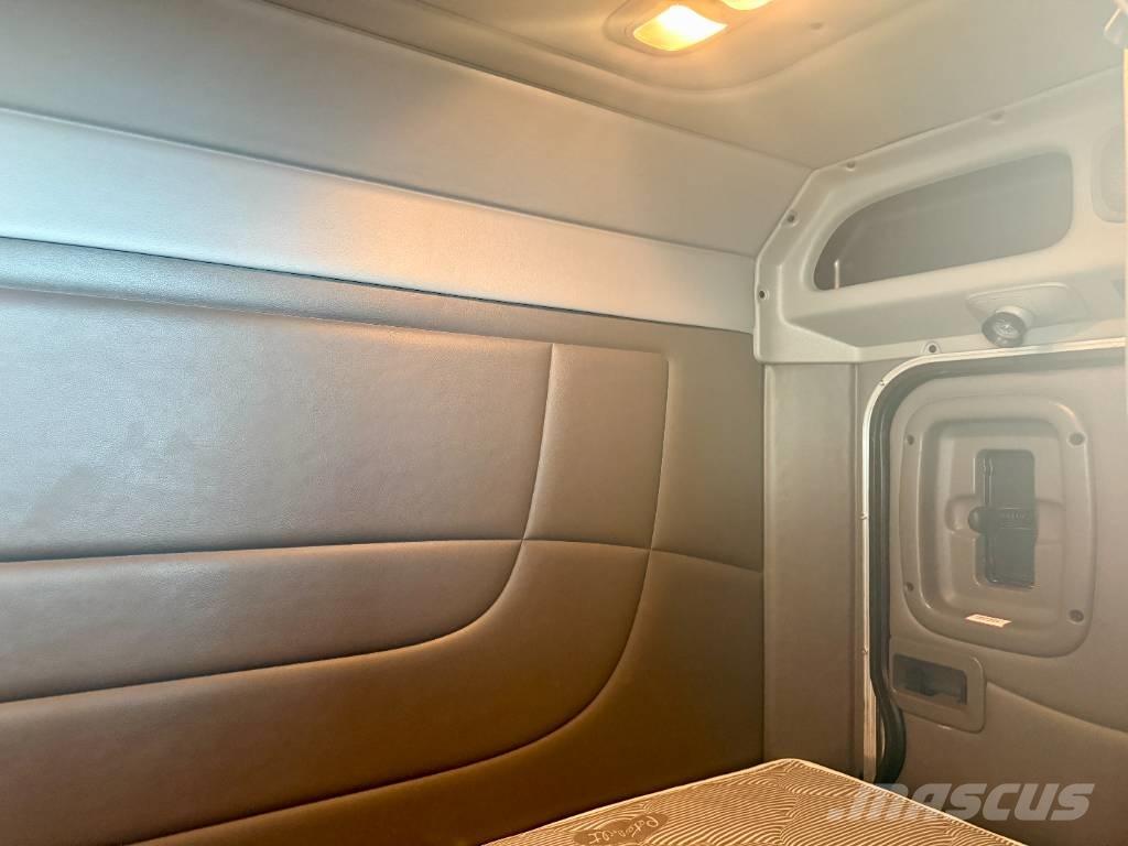 Peterbilt 389 Τράκτορες