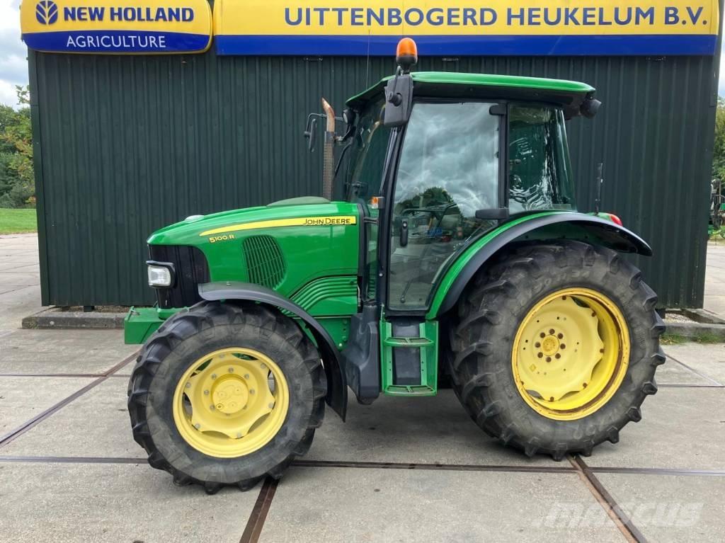 John Deere 5100 R Τρακτέρ