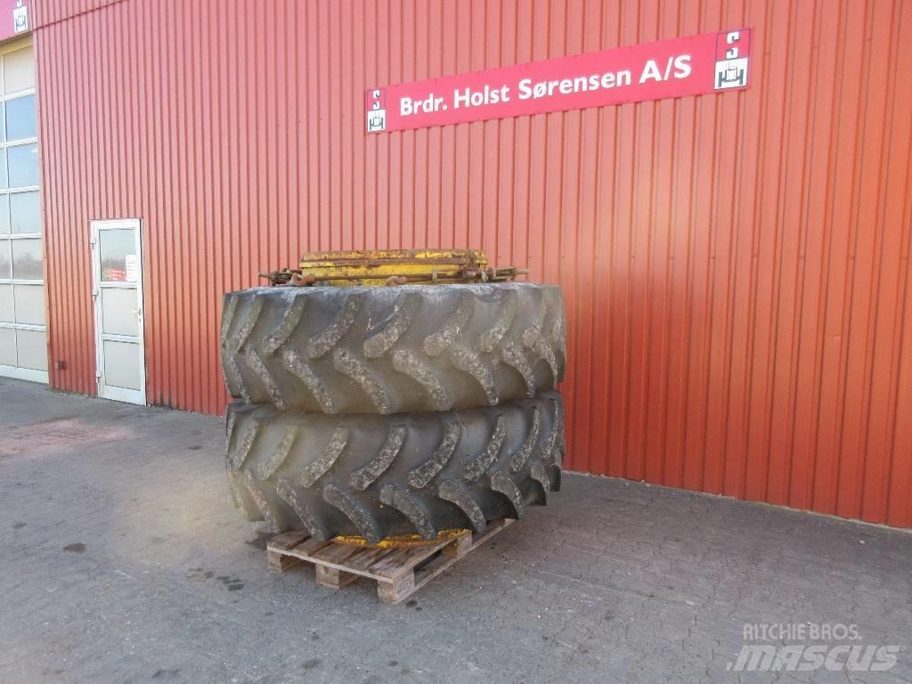 Firestone 20.8-38 Ελαστικά και ζάντες