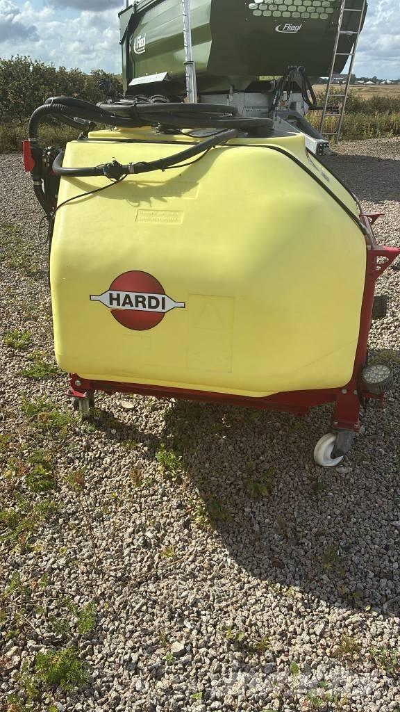 Hardi Fronttank Αναρτώμενα ψεκαστικά