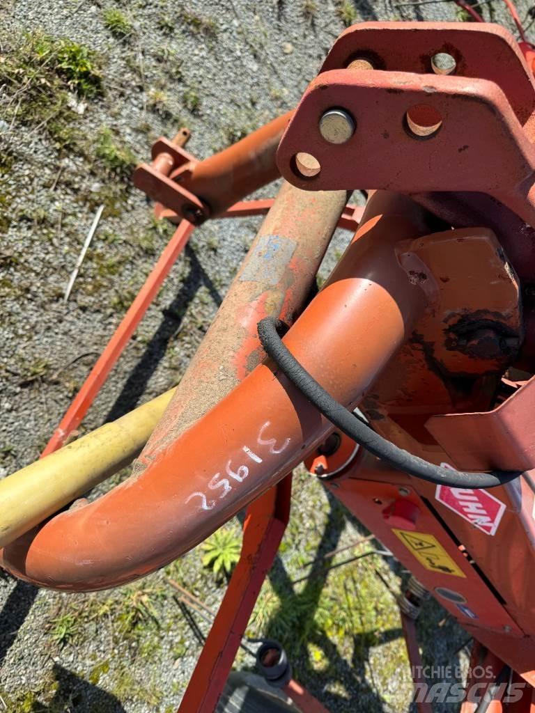 Kuhn GF6301 MH Τσουγκράνες και χορτοξηραντικές μηχανές