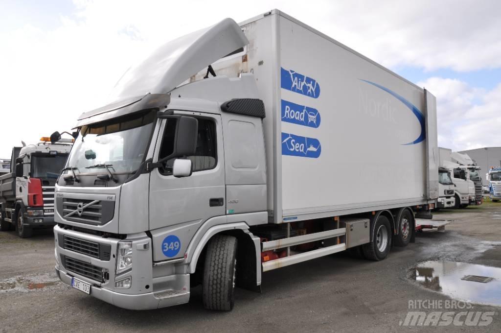 Volvo FM 6X2 Φορτηγά Κόφα