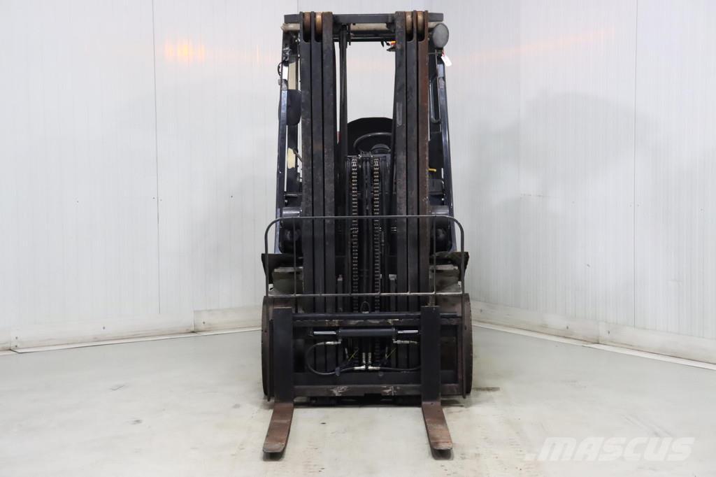 Nissan U1D2A20LQ Περονοφόρα ανυψωτικά κλαρκ με φυσικό αέριο LPG