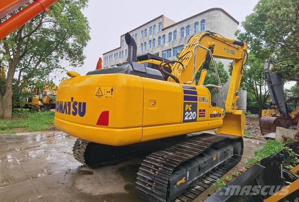 Komatsu PC 220-7 Εκσκαφείς με ερπύστριες