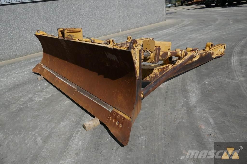 CAT D8T Blade Πτερύγια