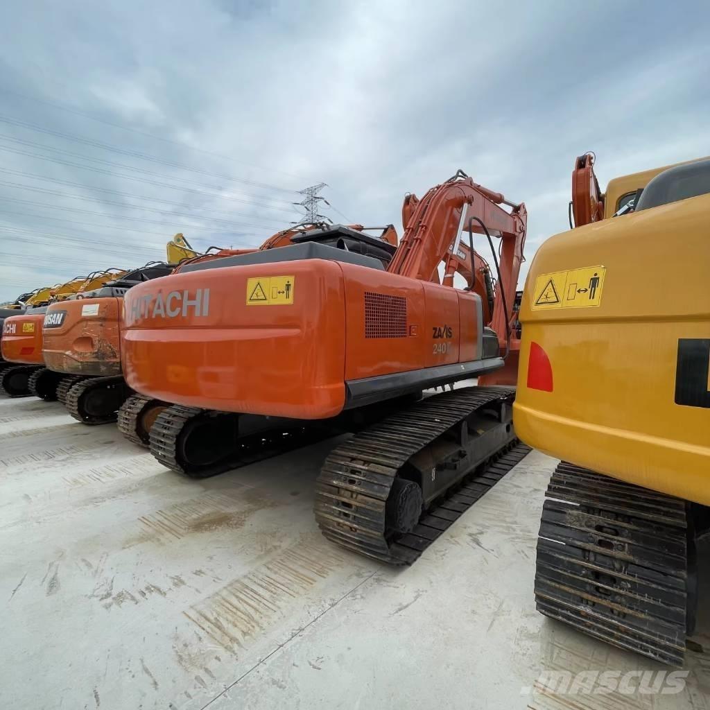 Hitachi ZX 240 Εκσκαφείς με ερπύστριες