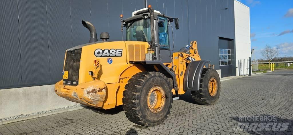 CASE 821 F Φορτωτές με λάστιχα (Τροχοφόροι)